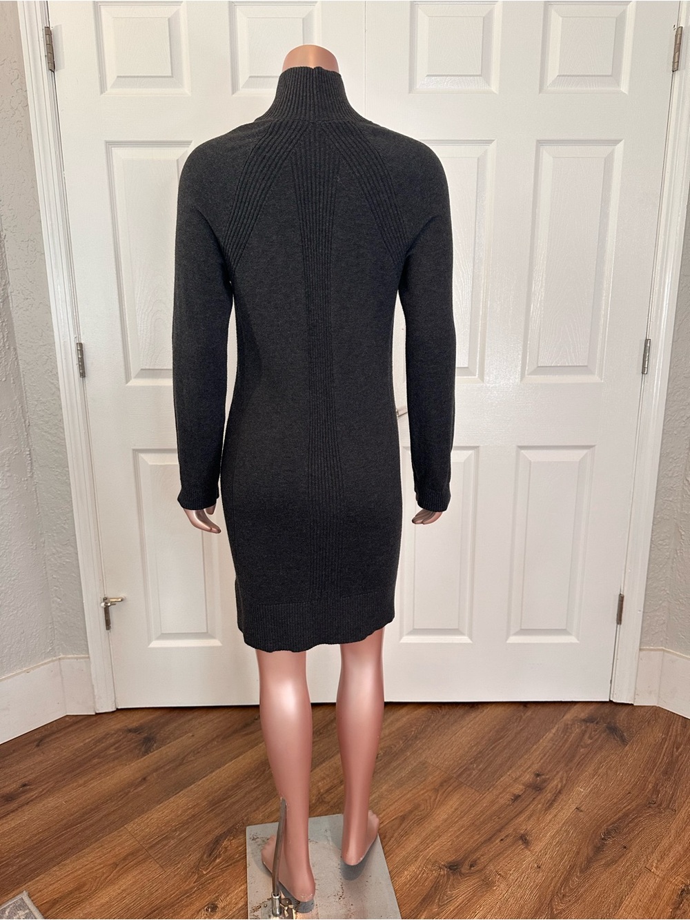lululemon Knit Sweater Dress | Charcoal Gray | Mock Neck | Size 8 | A-1828 - Picture 5 of 14